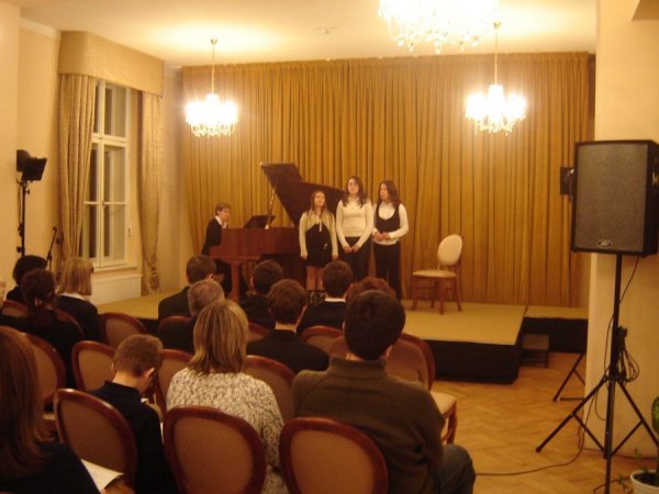 Archidiecezjalna Szkoła Muzyczna II stopnia im. ks. Kardynała Franciszka Macharskiego w Krakowie -