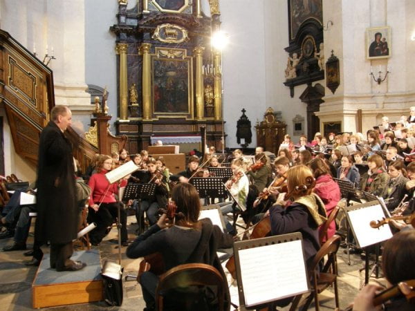 Archidiecezjalna Szkoła Muzyczna II stopnia im. ks. Kardynała Franciszka Macharskiego w Krakowie -