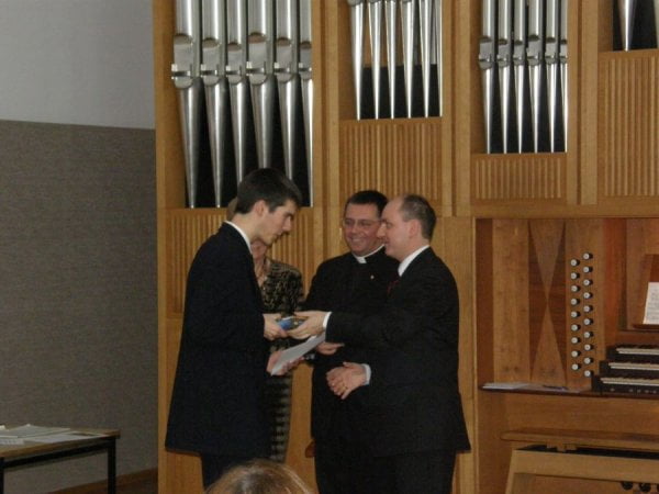 Archidiecezjalna Szkoła Muzyczna II stopnia im. ks. Kardynała Franciszka Macharskiego w Krakowie -