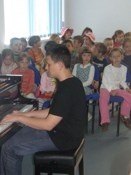 Archidiecezjalna Szkoła Muzyczna II stopnia im. ks. Kardynała Franciszka Macharskiego w Krakowie -