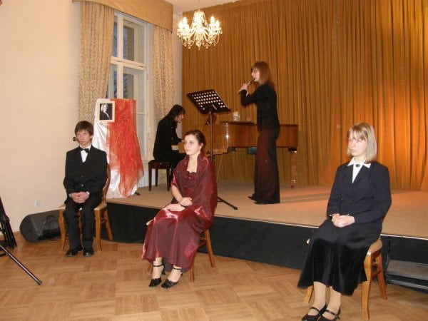 Archidiecezjalna Szkoła Muzyczna II stopnia im. ks. Kardynała Franciszka Macharskiego w Krakowie -