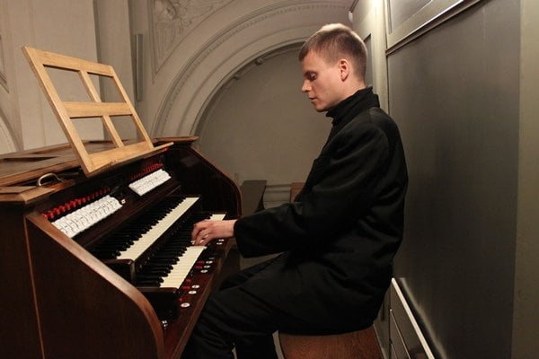 Archidiecezjalna Szkoła Muzyczna II stopnia im. ks. Kardynała Franciszka Macharskiego w Krakowie -