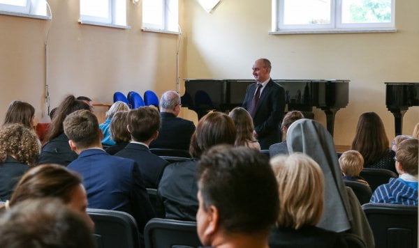 Archidiecezjalna Szkoła Muzyczna II stopnia im. ks. Kardynała Franciszka Macharskiego w Krakowie -