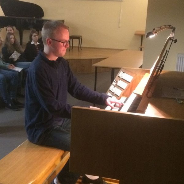 Archidiecezjalna Szkoła Muzyczna II stopnia im. ks. Kardynała Franciszka Macharskiego w Krakowie -