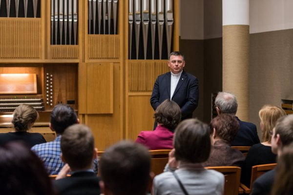 Archidiecezjalna Szkoła Muzyczna II stopnia im. ks. Kardynała Franciszka Macharskiego w Krakowie -