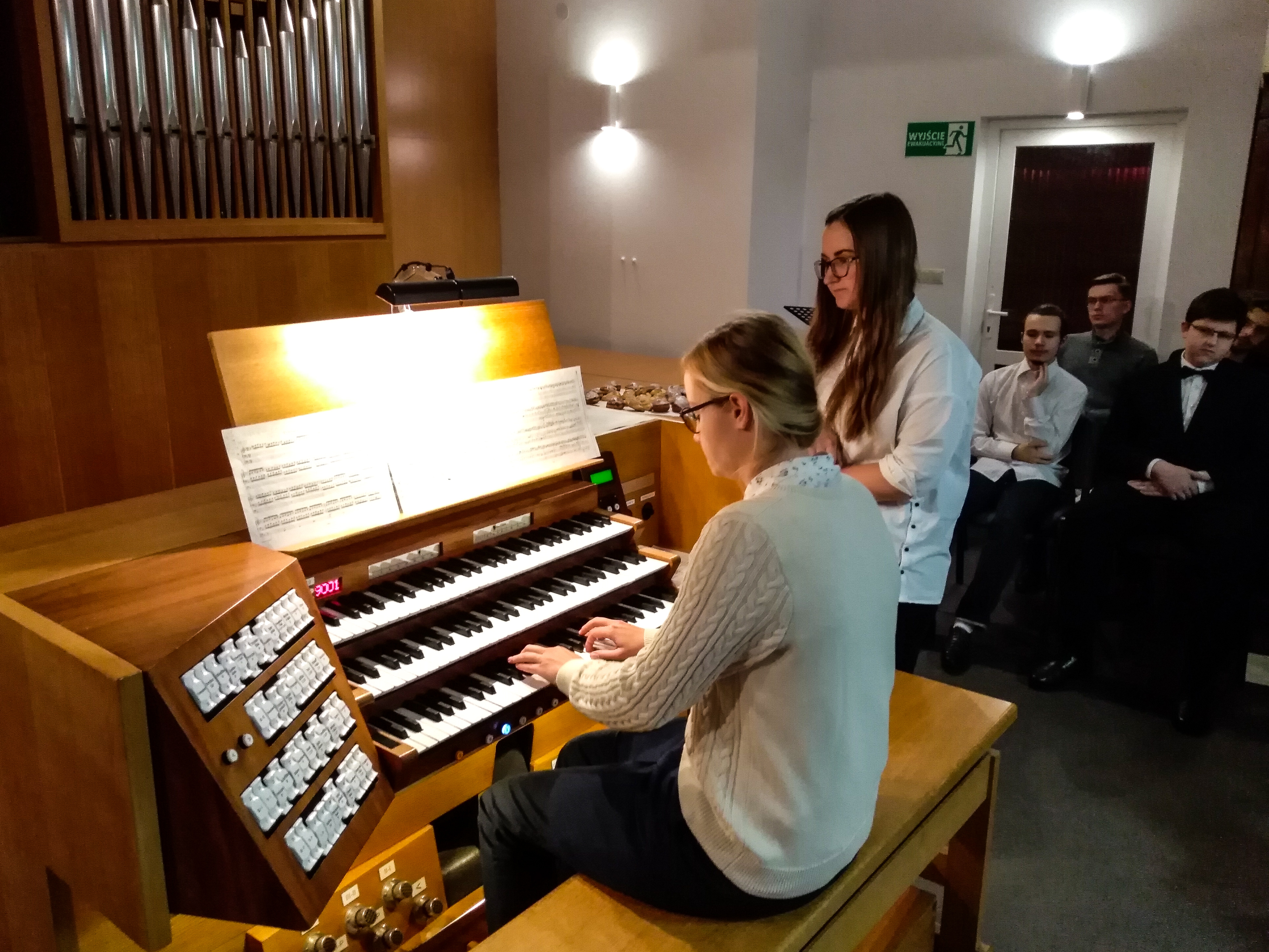 Archidiecezjalna Szkoła Muzyczna II stopnia im. ks. Kardynała Franciszka Macharskiego w Krakowie -