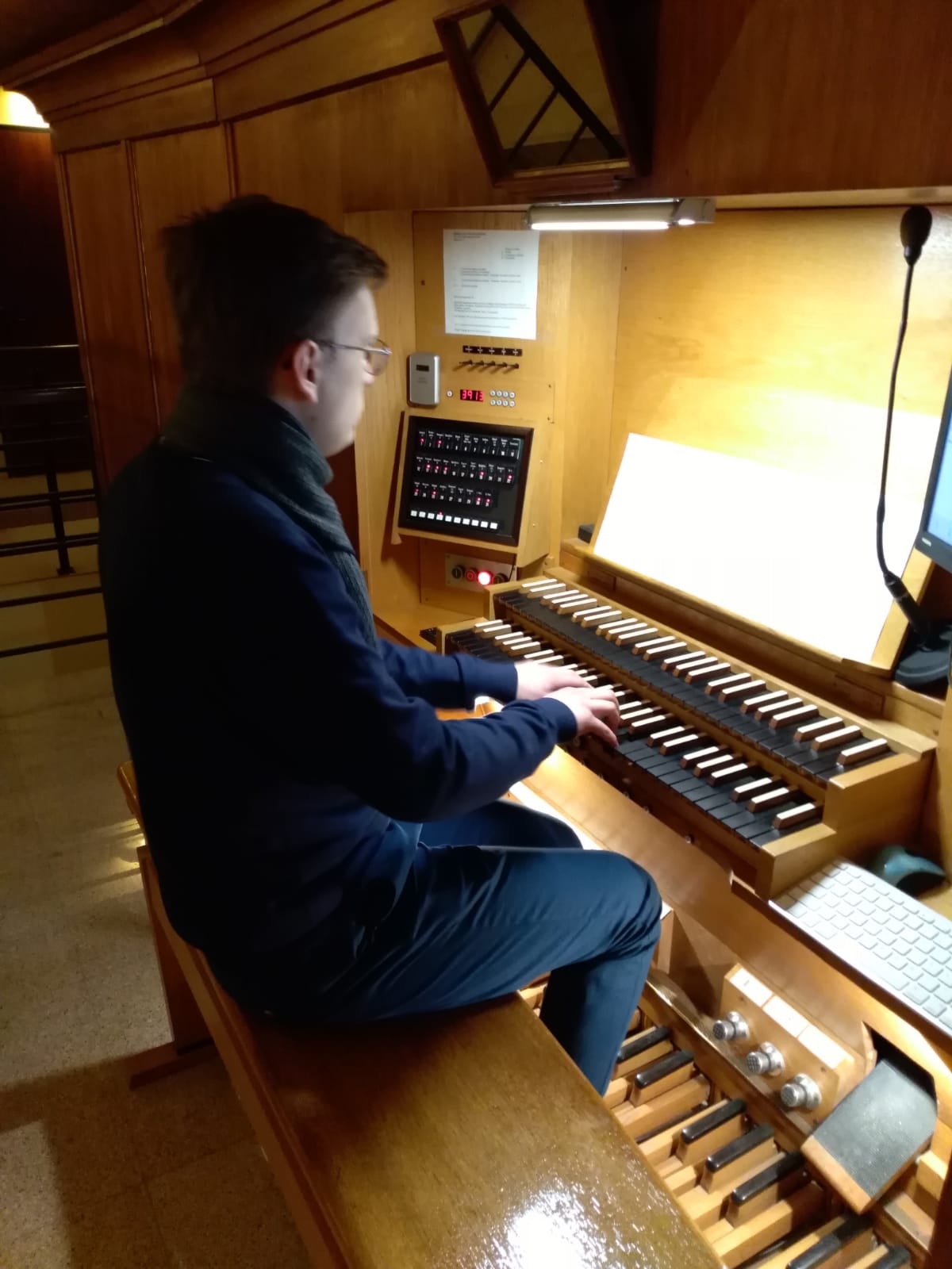 Archidiecezjalna Szkoła Muzyczna II stopnia im. ks. Kardynała Franciszka Macharskiego w Krakowie -